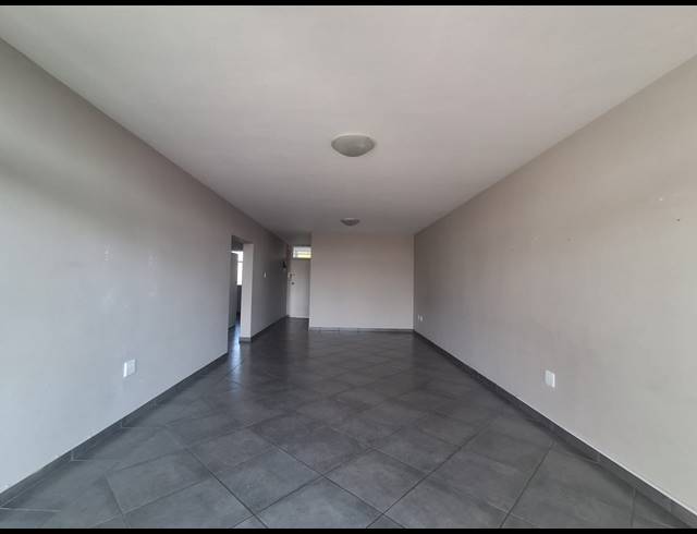 2 BEDROOM FLAT FOR SALE IN THREE RIVERS